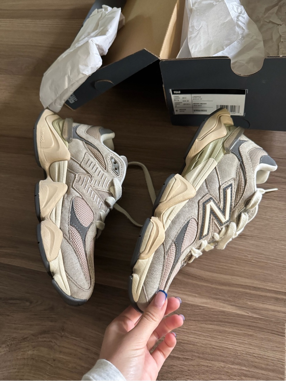 New Balance 9060 Driftwood Castlerock Sneakers US 7 - Picture 8 of 10